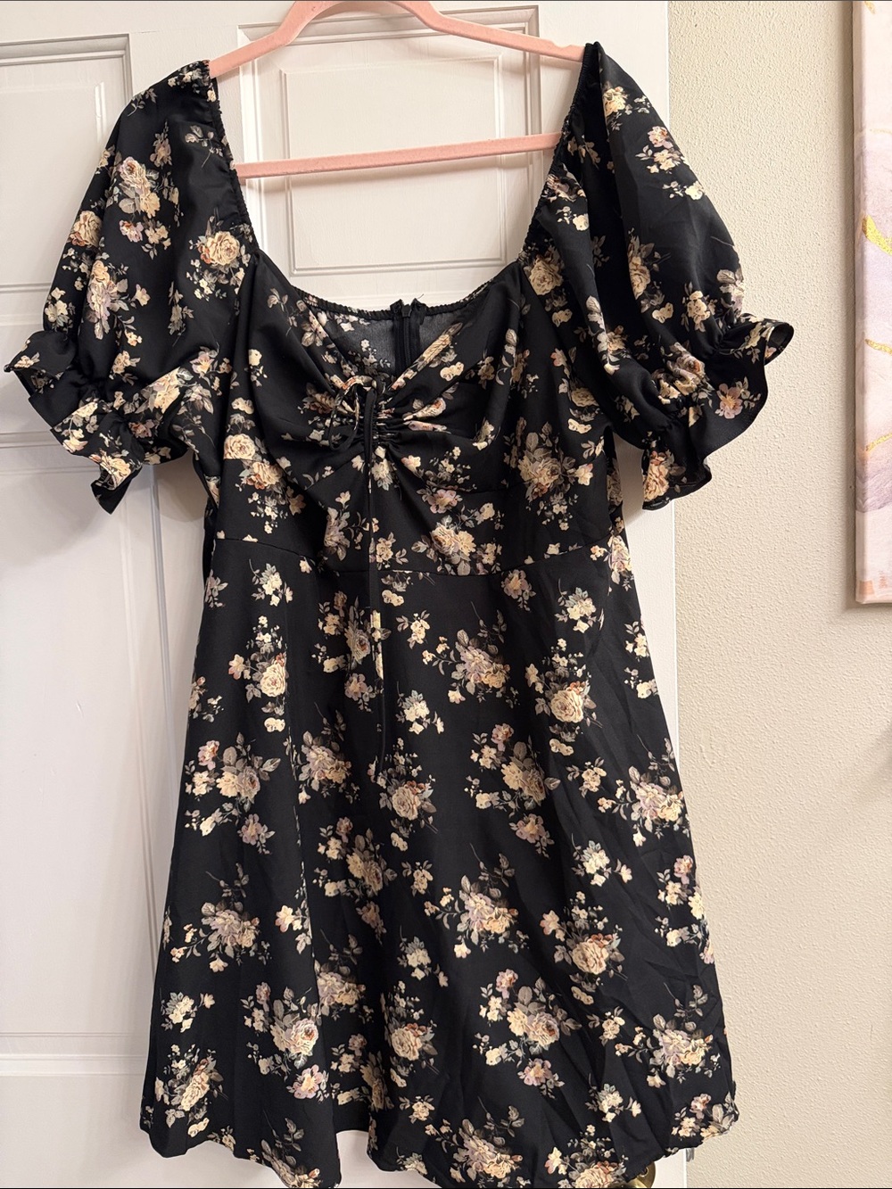 Black Floral Puff-Sleeve Mini Dress